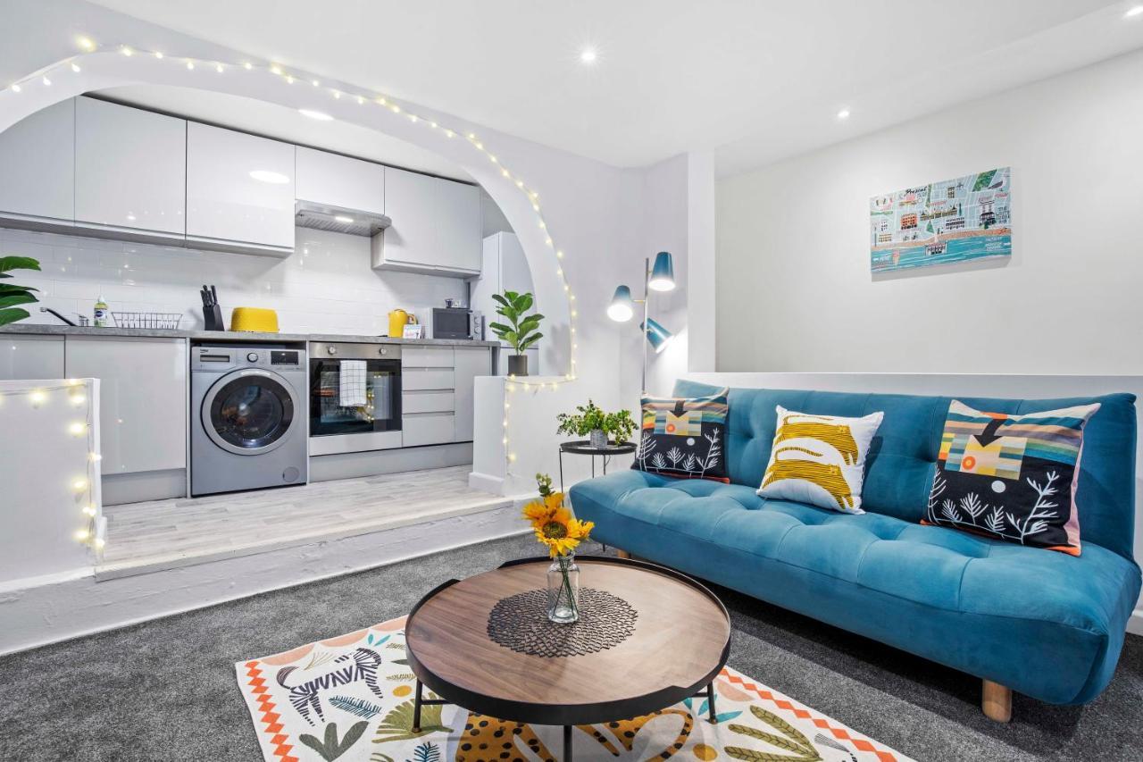 Queens Apartment - By My Getaways - Free Parking For One Car Brighton Ngoại thất bức ảnh