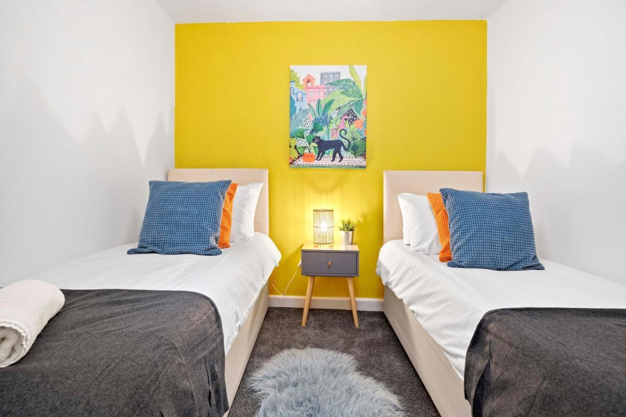 Queens Apartment - By My Getaways - Free Parking For One Car Brighton Ngoại thất bức ảnh
