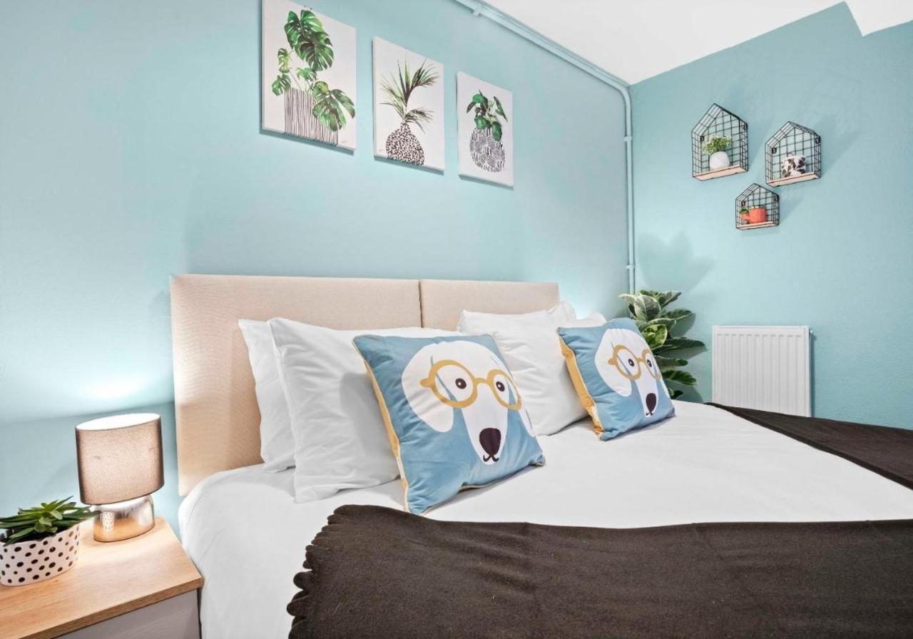 Queens Apartment - By My Getaways - Free Parking For One Car Brighton Ngoại thất bức ảnh