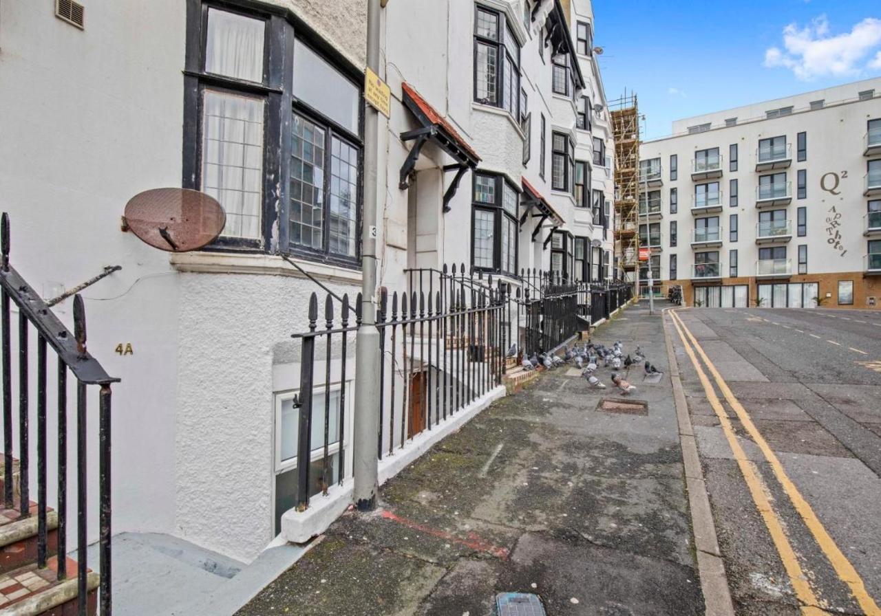 Queens Apartment - By My Getaways - Free Parking For One Car Brighton Ngoại thất bức ảnh
